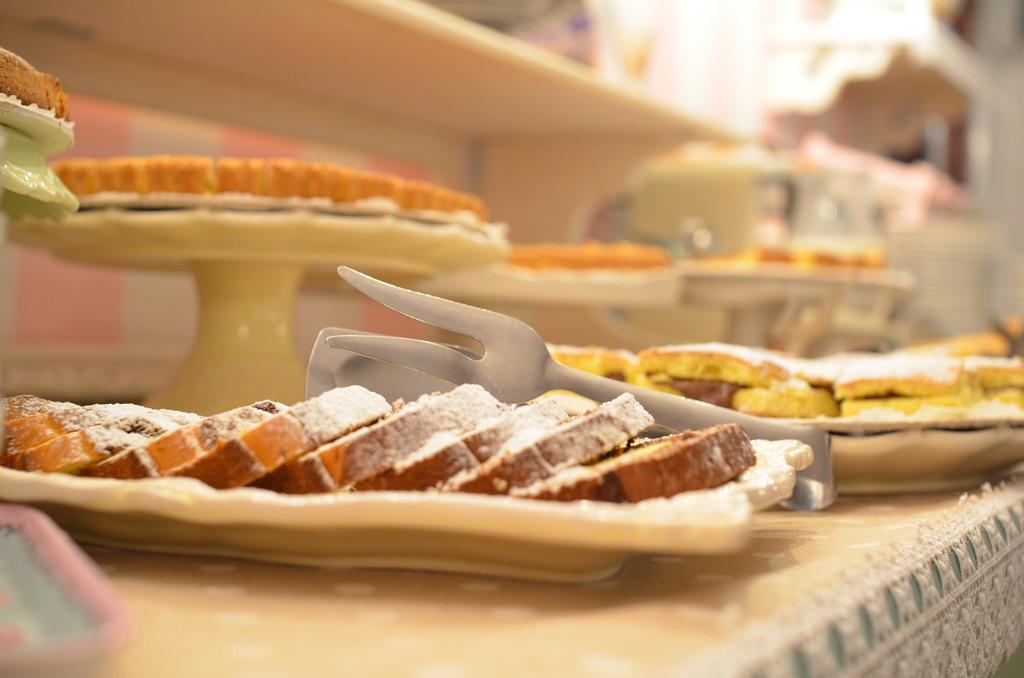 Hotel Tre Stelle Rimini Ngoại thất bức ảnh